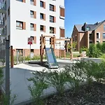 Beige 3City Apartment With Parking In Gdansk By Noclegi Renters