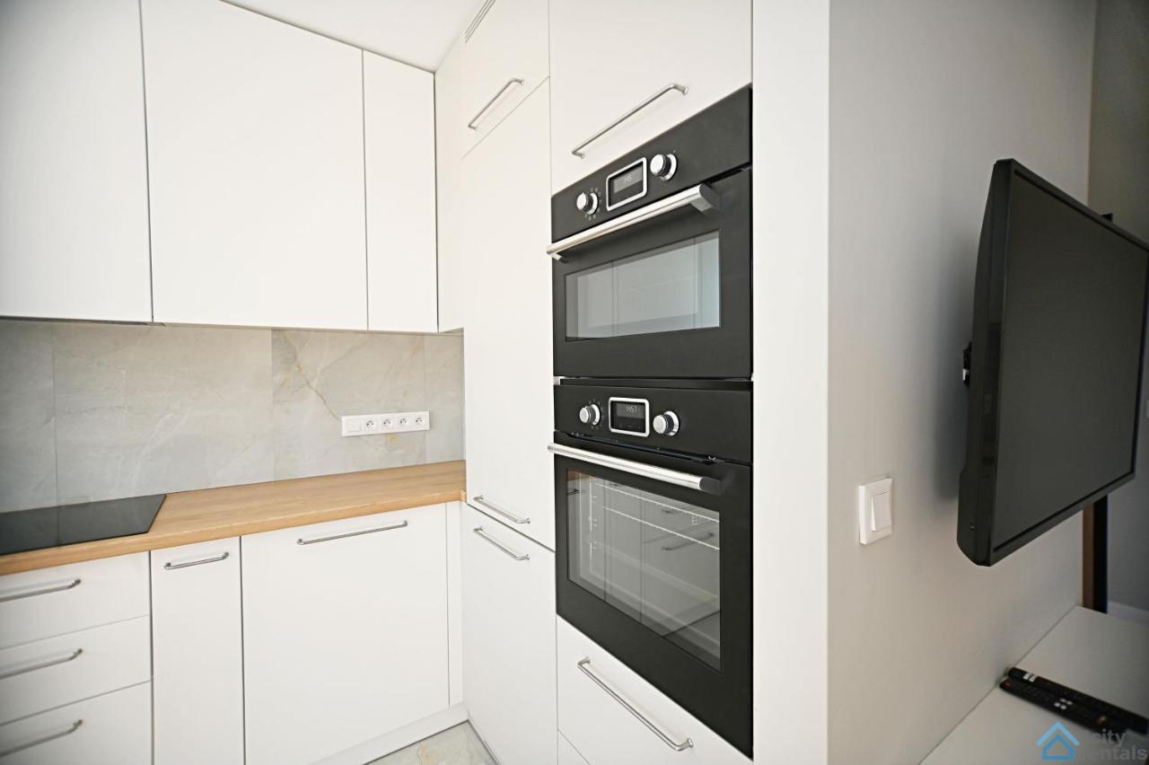 Beige 3city With Parking In By Renters Gdańsk