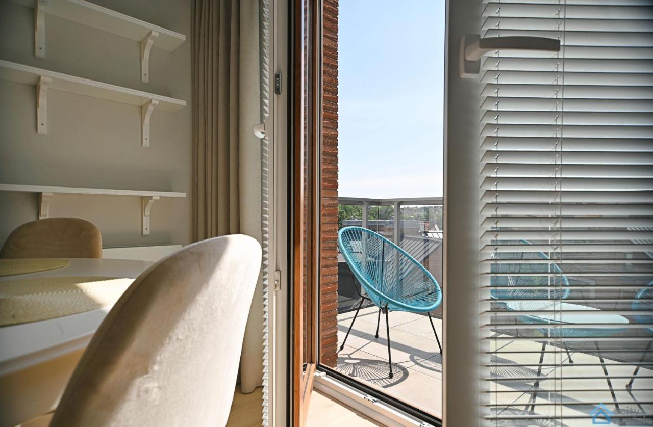 Beige 3city With Parking In By Renters Leilighet *