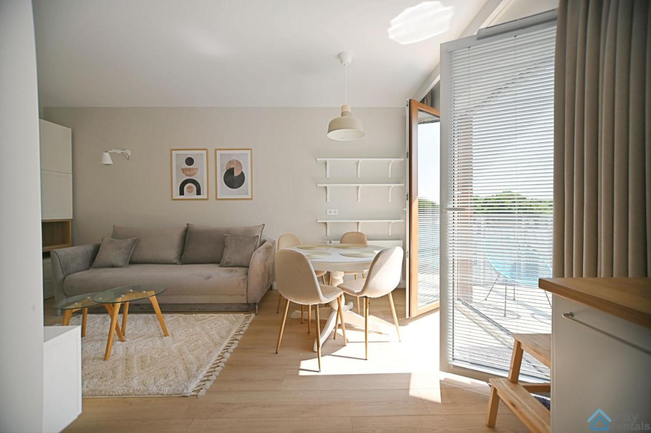 Beige 3city With Parking In By Renters Danzig