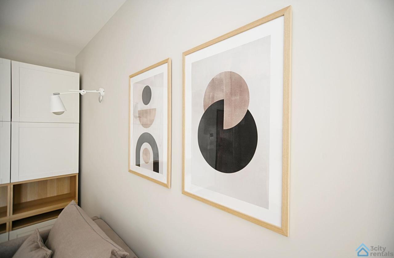 Beige 3city With Parking In By Renters Leilighet *